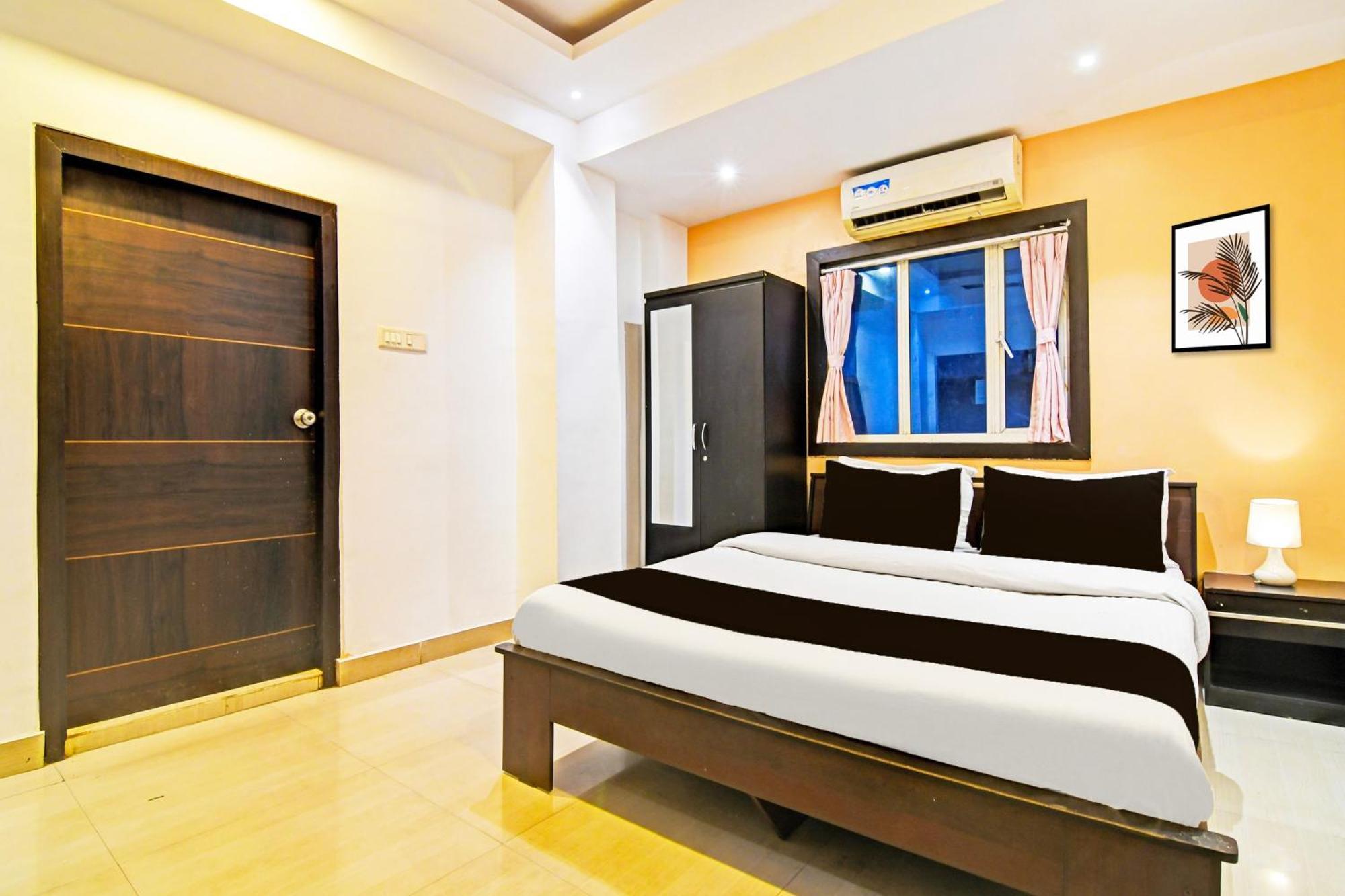 Super Hotel O Baguiati Nagarbazar Bagian luar foto